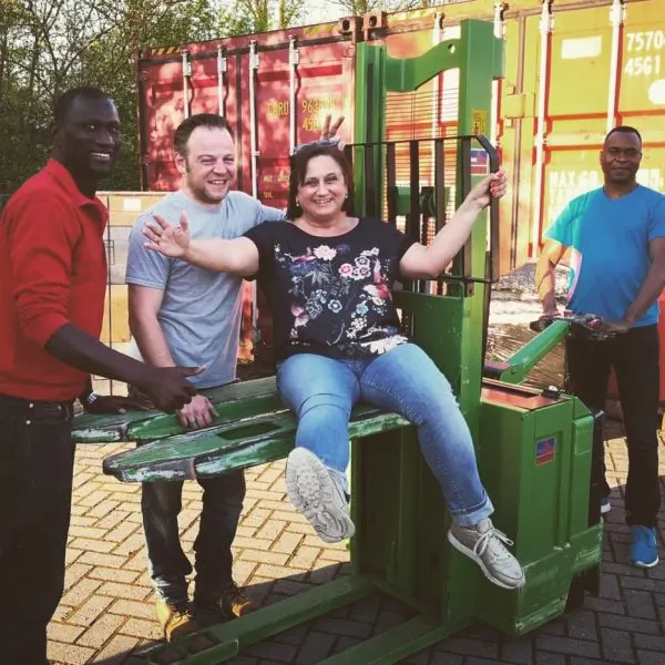 Équipe professionnelle Car Trafic - Experts en transport international de véhicules